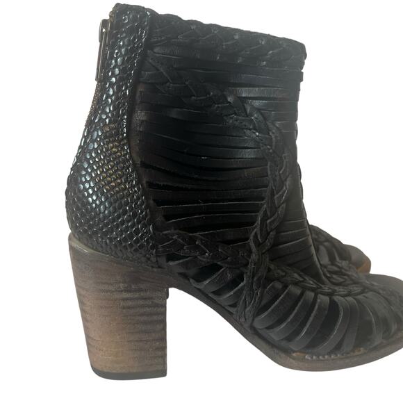 Freebird Bela Black Leather Peep Toe Heeled Sandals Size 7 - Picture 6 of 15